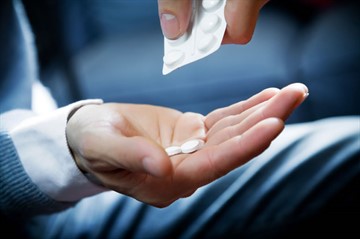 Парацетамол повышает или понижает давление – как влияет препарат на сосуды и организм в целом