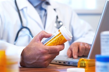 Таблетки под язык от давления повышенного: названия рассасывающих лекарств и советы по их применению