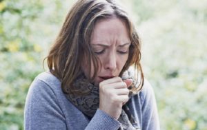 Как отличить сухой кашель от влажного: разница в причинах, симптомах и лечении