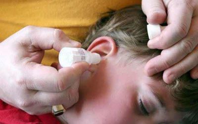 Правила применения перекиси водорода в ухо