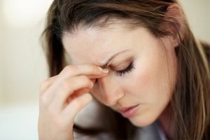 Боль в переносице без насморка: в чём причина?