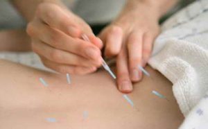 Как справиться с болью в копчике при беременности