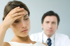 Как проявляются симптомы повышенного давления у женщин